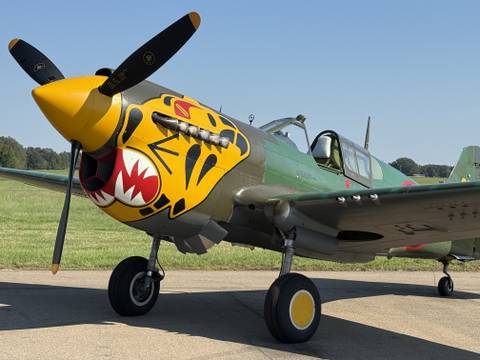 1942 Curtiss P-40K photo 12