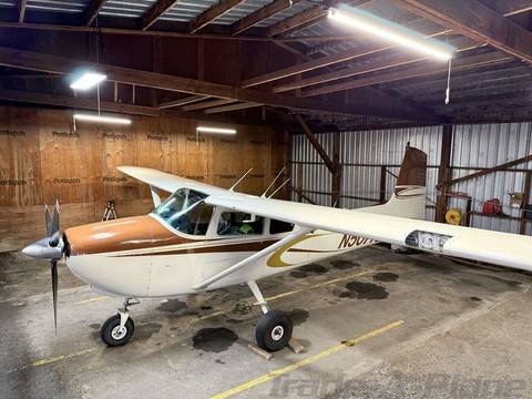 Cessna 182 Skylane photo 4