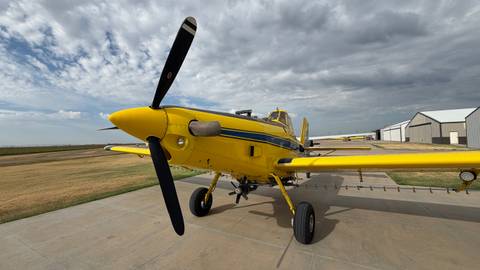 Air Tractor AT-402B photo 6