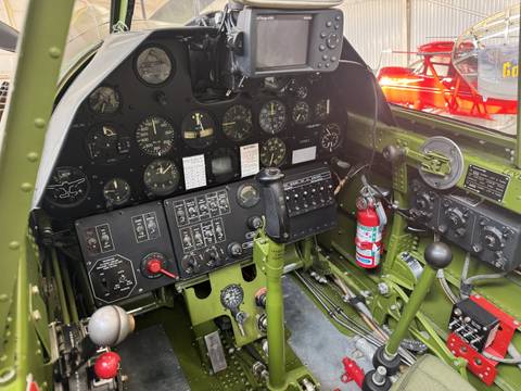 1942 Curtiss P-40K photo 29