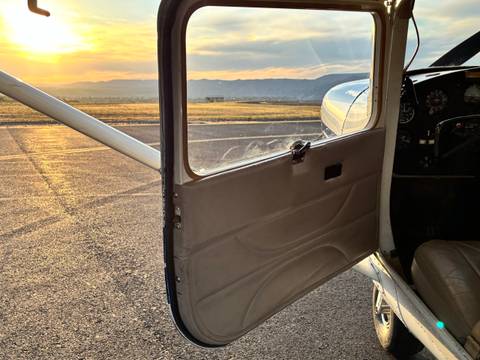 1966 Cessna 150 photo 17