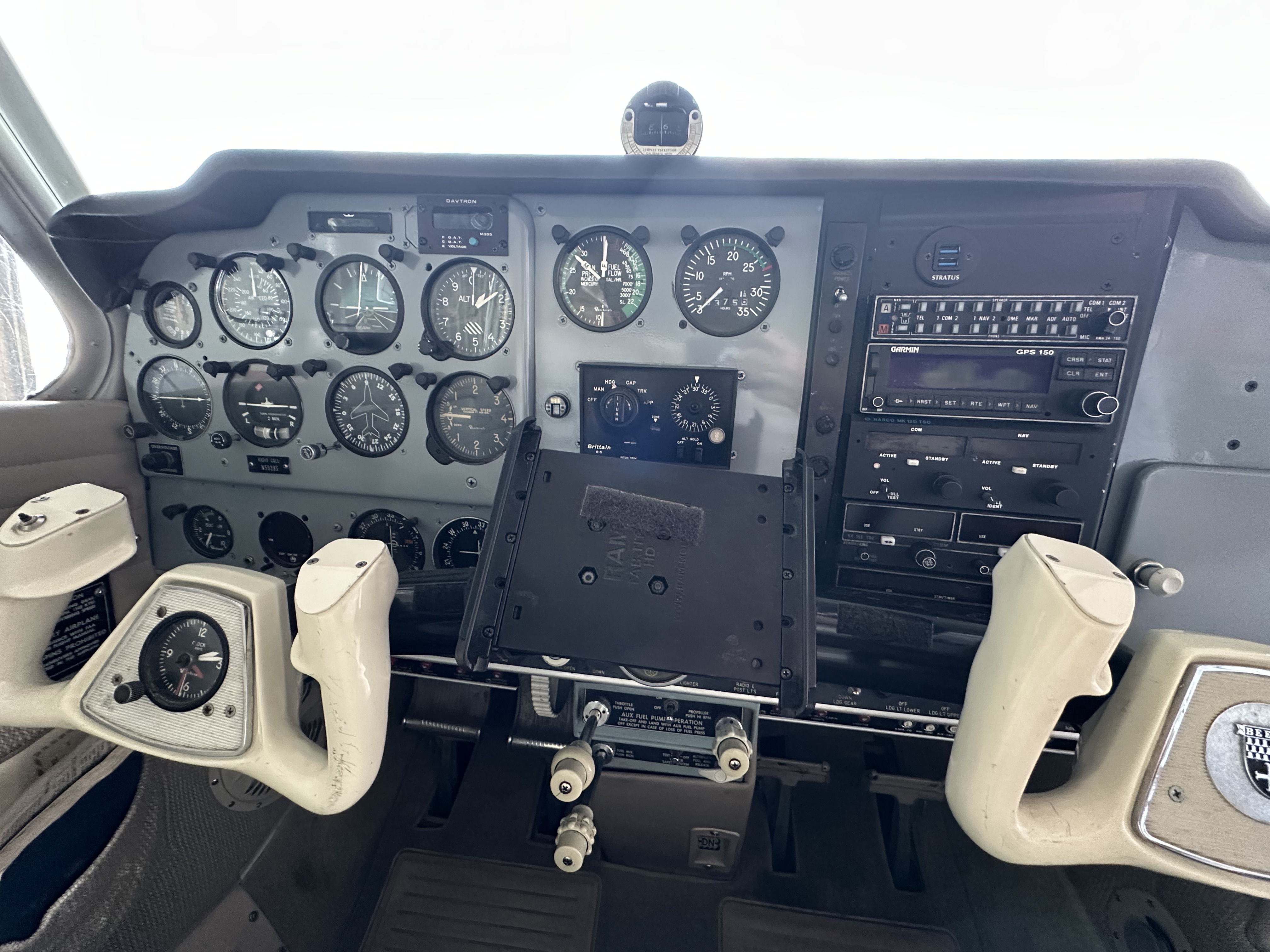 Beechcraft V35 — N5939S photo 11